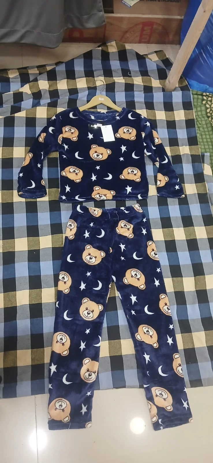Girls night suit's 1